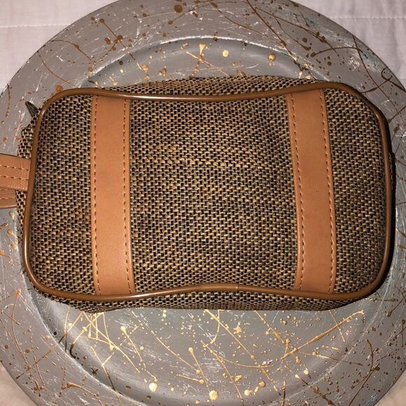 Burlap Textured Faux Leather Combo Toiletry Travel Bag - Picture 1 of 13